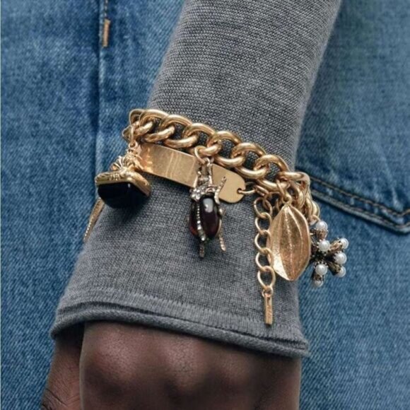 Gold Charm Bracelet Set A1280 - Picture 1 of 3